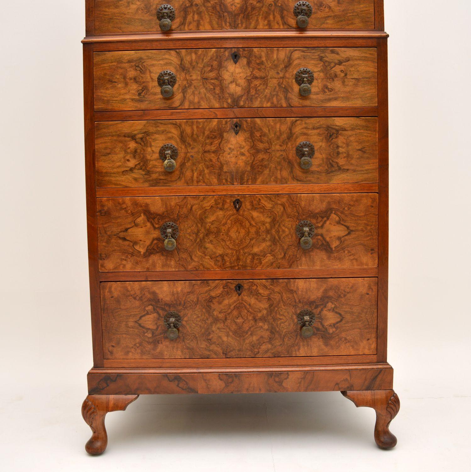Antique Burr Walnut Cabinet on Chest In Good Condition In London, GB