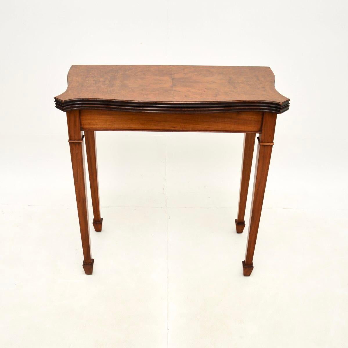 Antique Burr Walnut Card / Console Table (Georgian) im Angebot