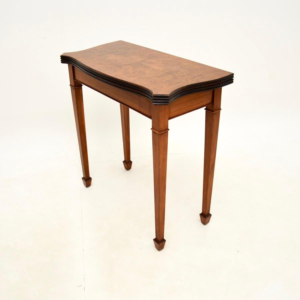Antique Burr Walnut Card / Console Table im Zustand „Gut“ im Angebot in London, GB