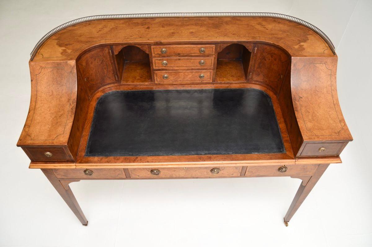 Antique Burr Walnut Carlton House Desk In Good Condition For Sale In London, GB