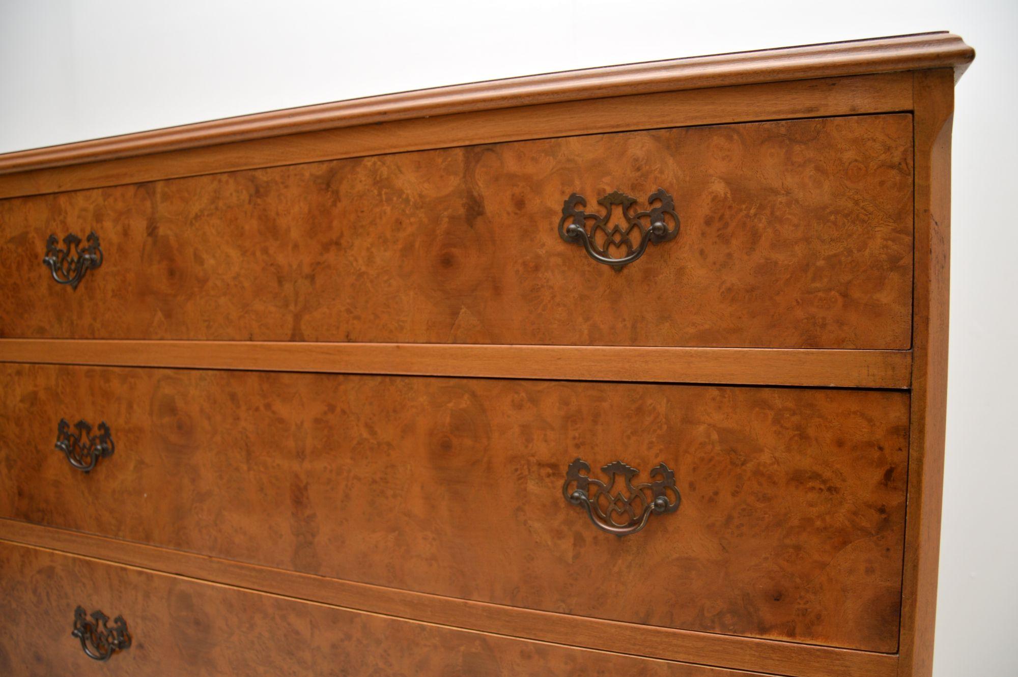 Antique Burr Walnut Chest of Drawers For Sale 4