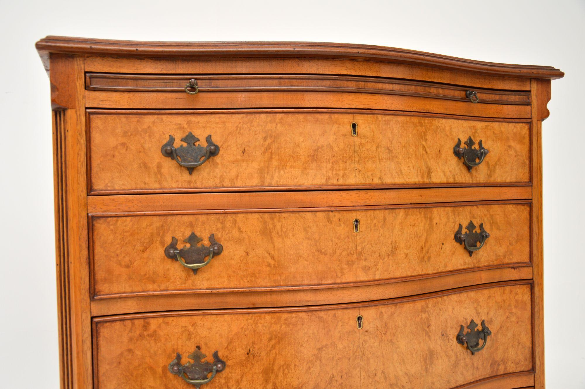  Antique Burr Walnut Chest of Drawers In Good Condition In London, GB