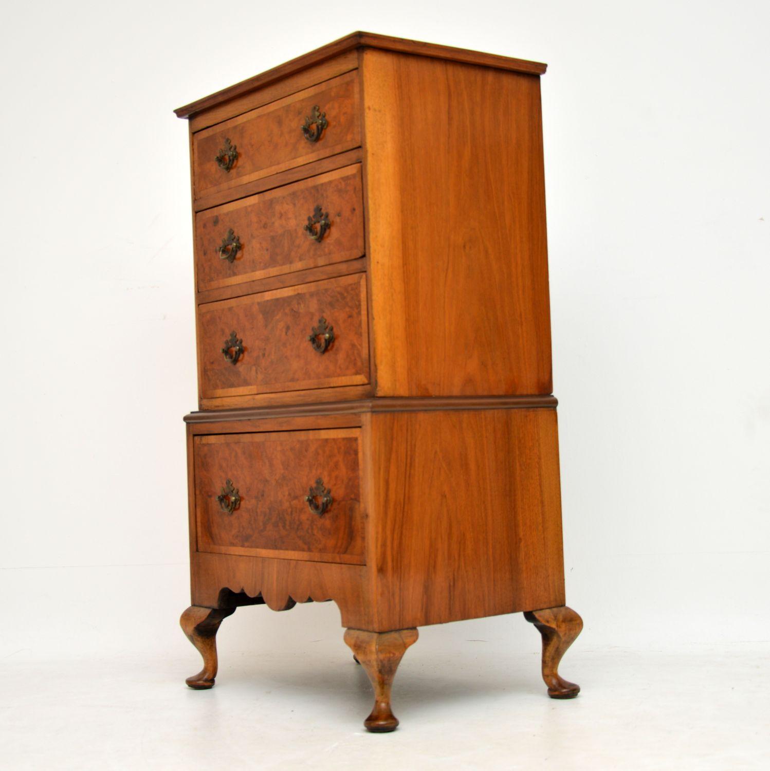 Antique Burr Walnut Chest of Drawers In Good Condition In London, GB