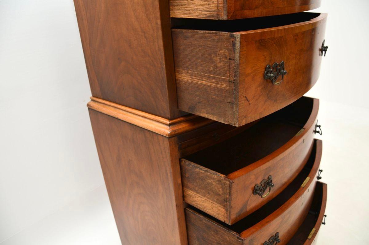Antique Burr Walnut Chest on Chest of Drawers In Good Condition For Sale In London, GB