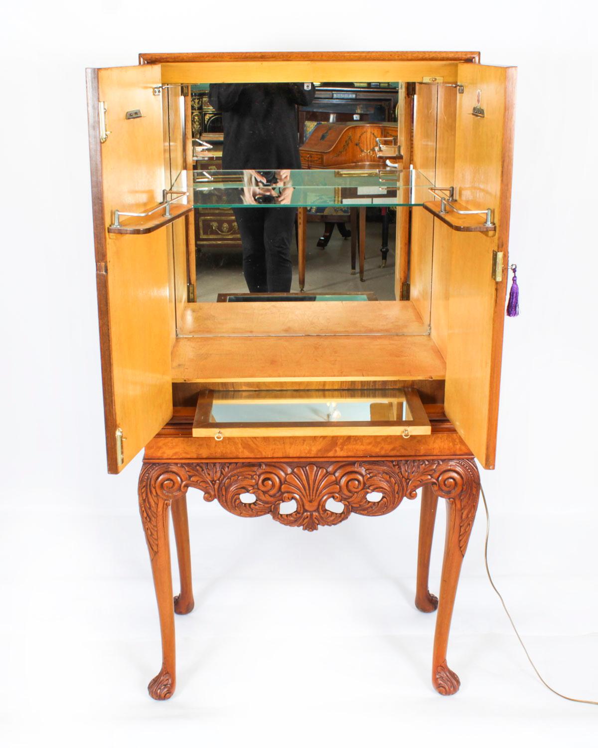 Antico mobile da cocktail in radica di noce per bevande, bar e bicchieri secchi Circa 1930 in vendita 4