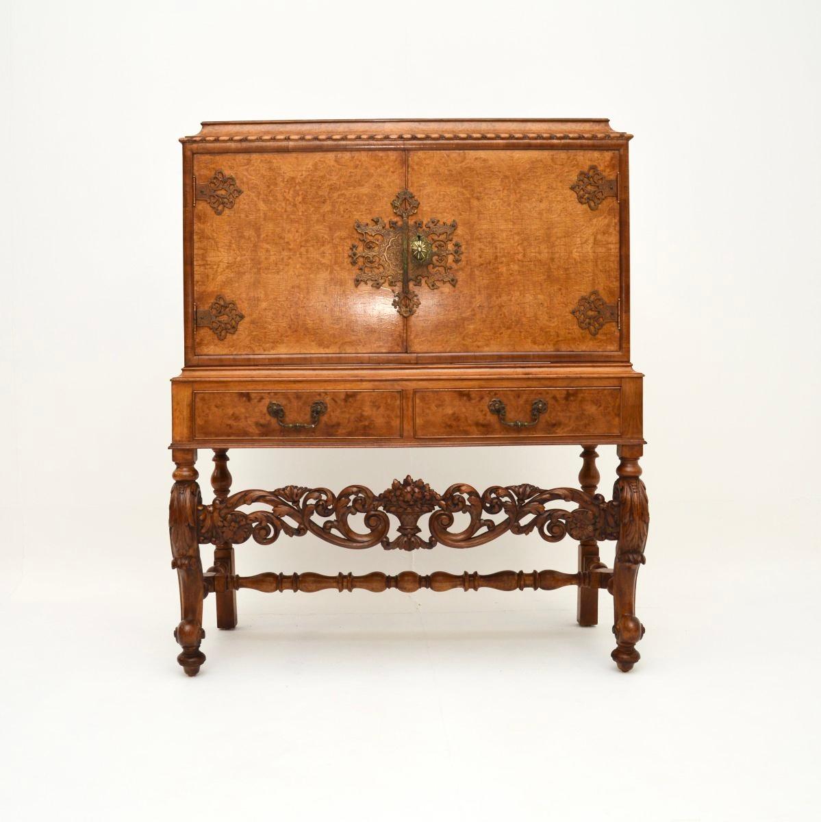 British Antique Burr Walnut Cocktail Drinks Cabinet For Sale