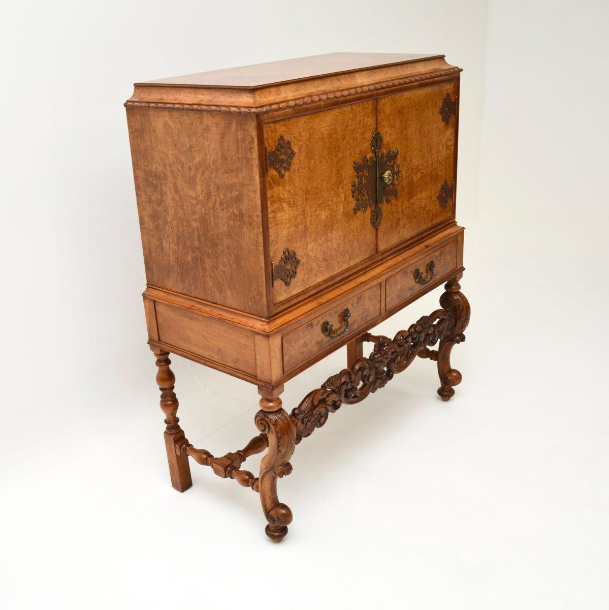 Antique Burr Walnut Cocktail Drinks Cabinet For Sale 1