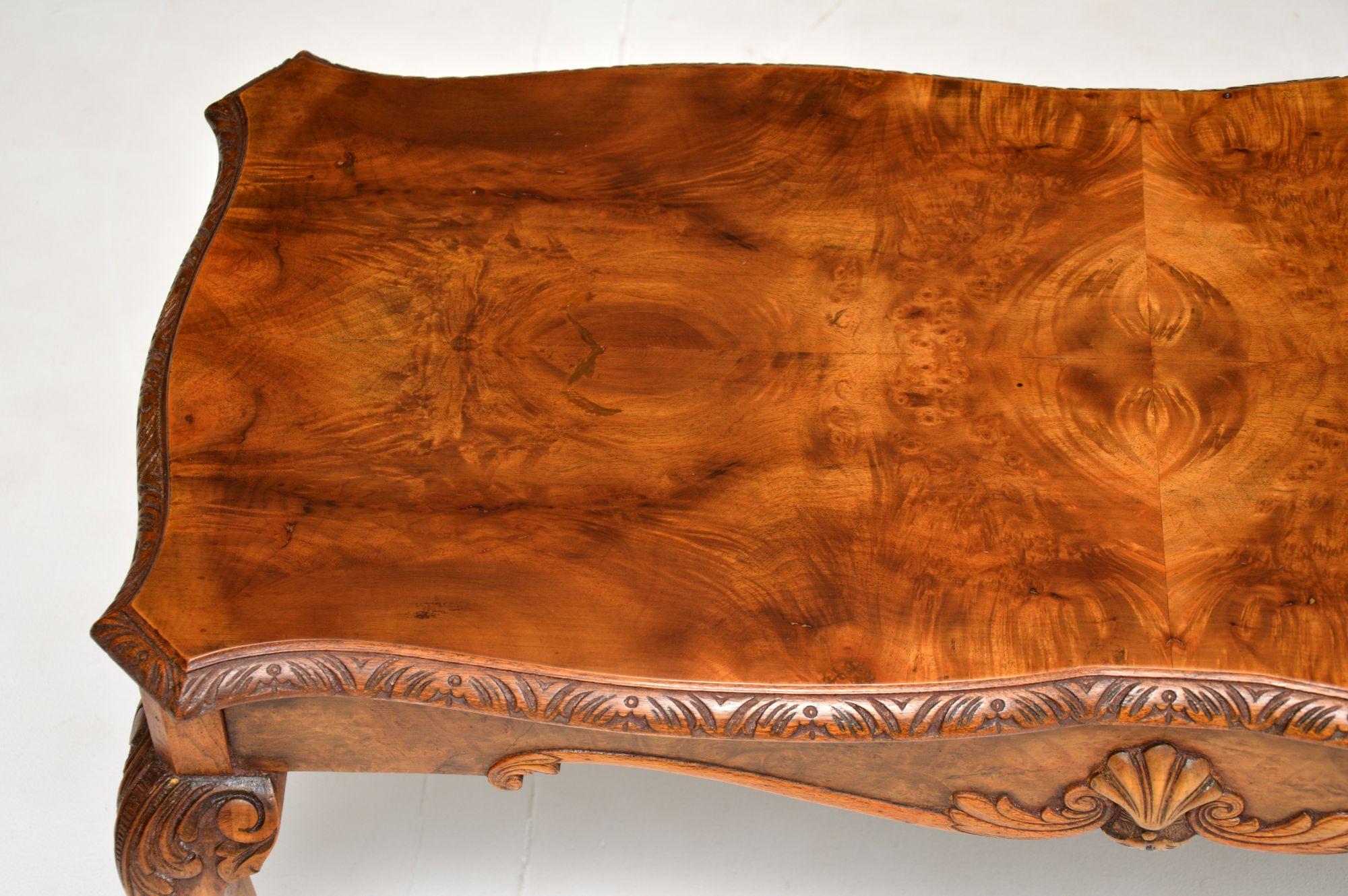 Antique Burr Walnut Coffee Table In Good Condition In London, GB