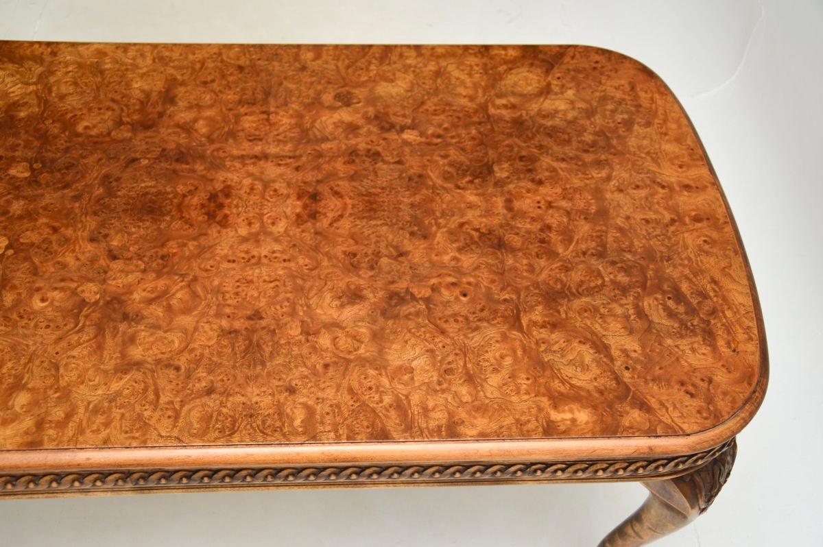 Antique Burr Walnut Coffee Table In Good Condition For Sale In London, GB