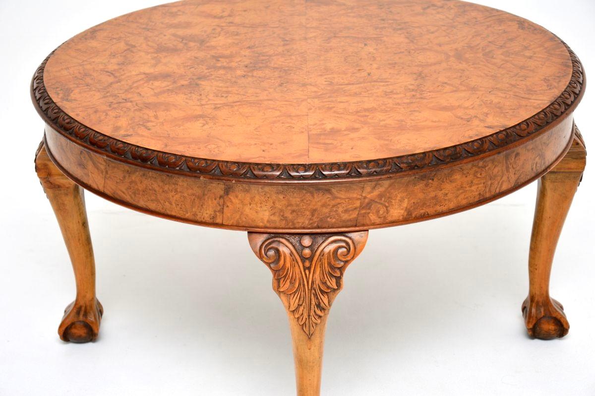 Antique Burr Walnut Coffee Table In condizioni buone in vendita a London, GB