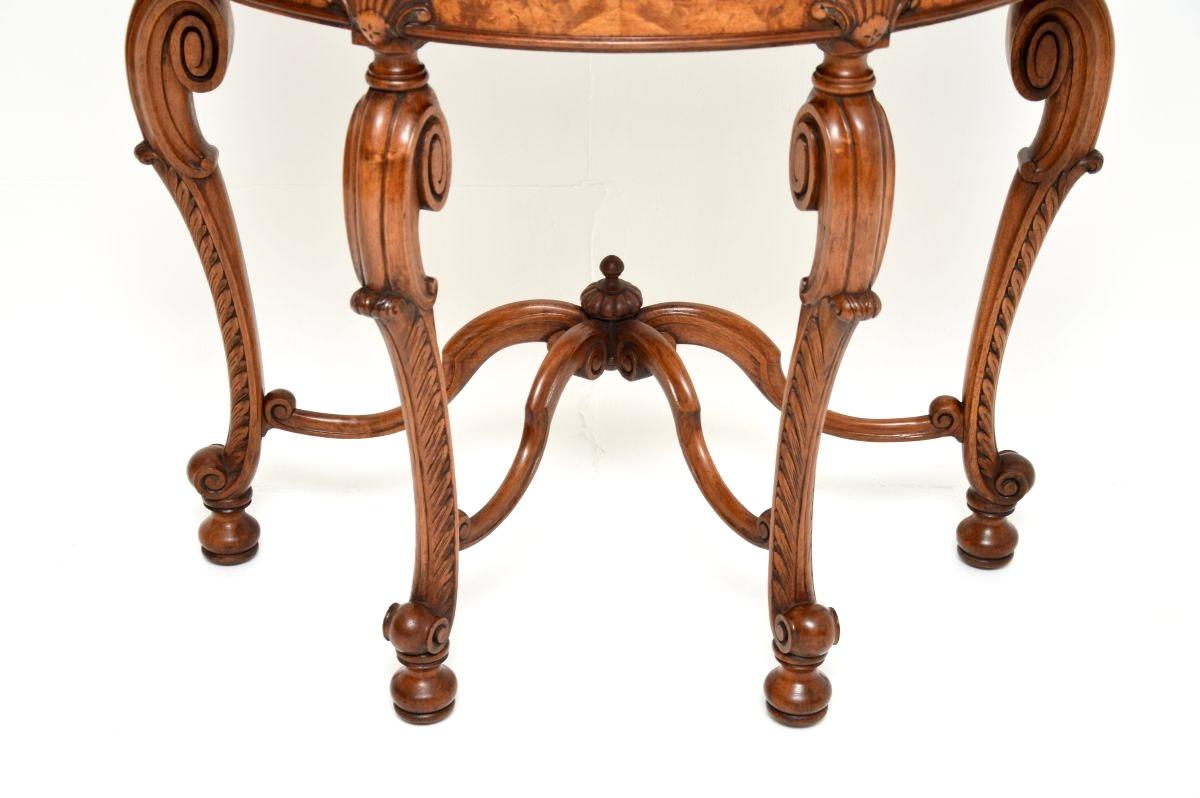 Tavolino da salotto antico in radica di noce di Maple & Co. in vendita 5