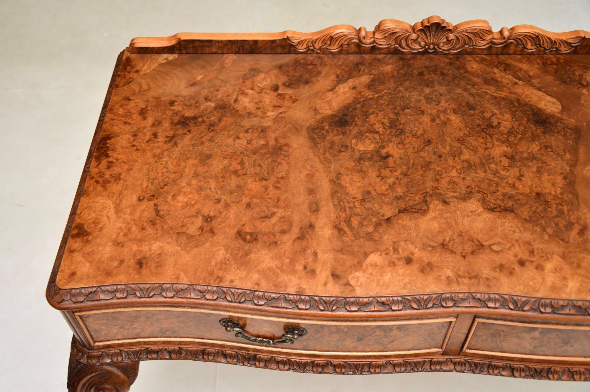 Mid-20th Century Antique Burr Walnut Console / Side Table For Sale
