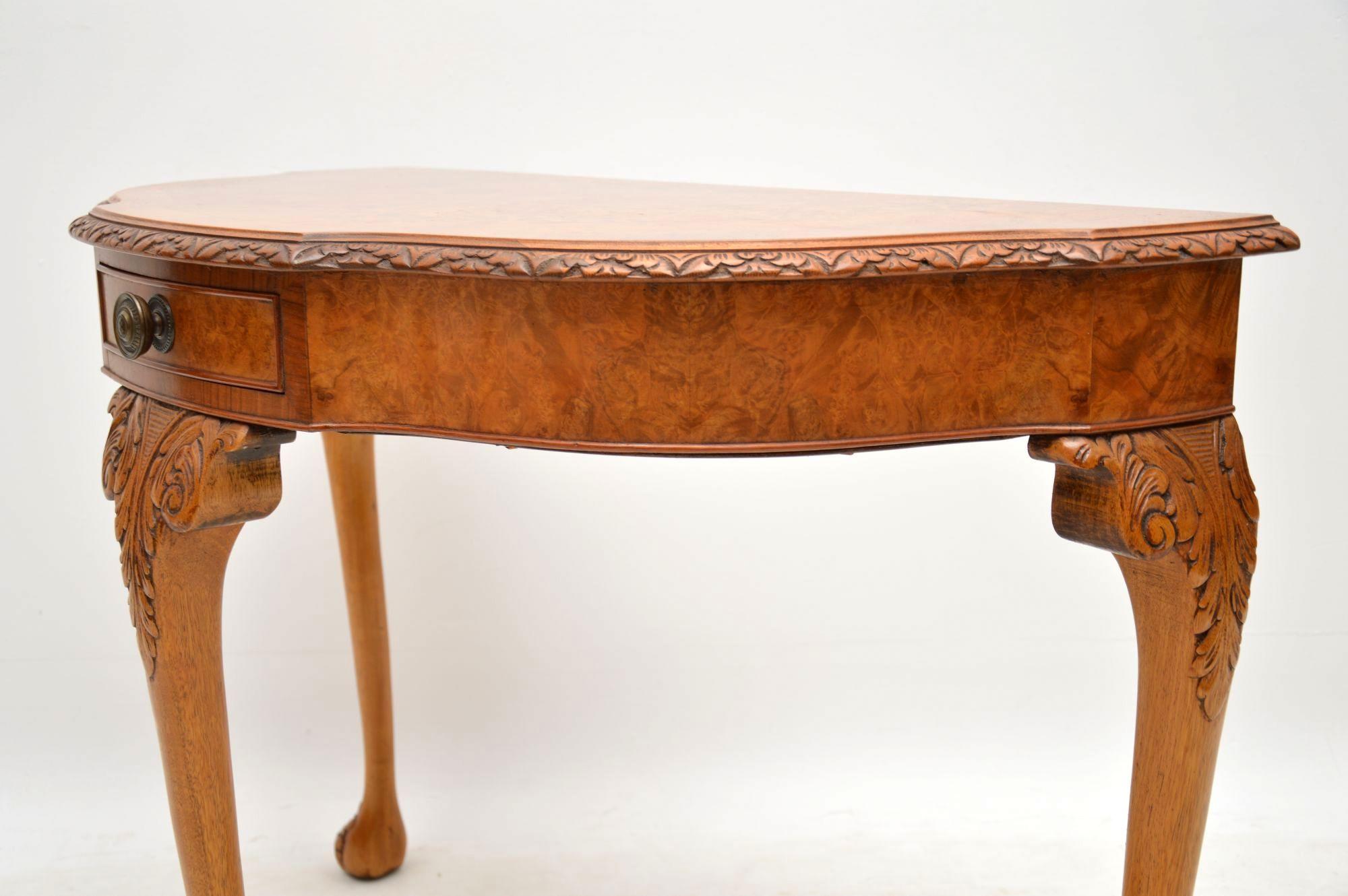 Antique Burr Walnut Console Table  In Good Condition In London, GB