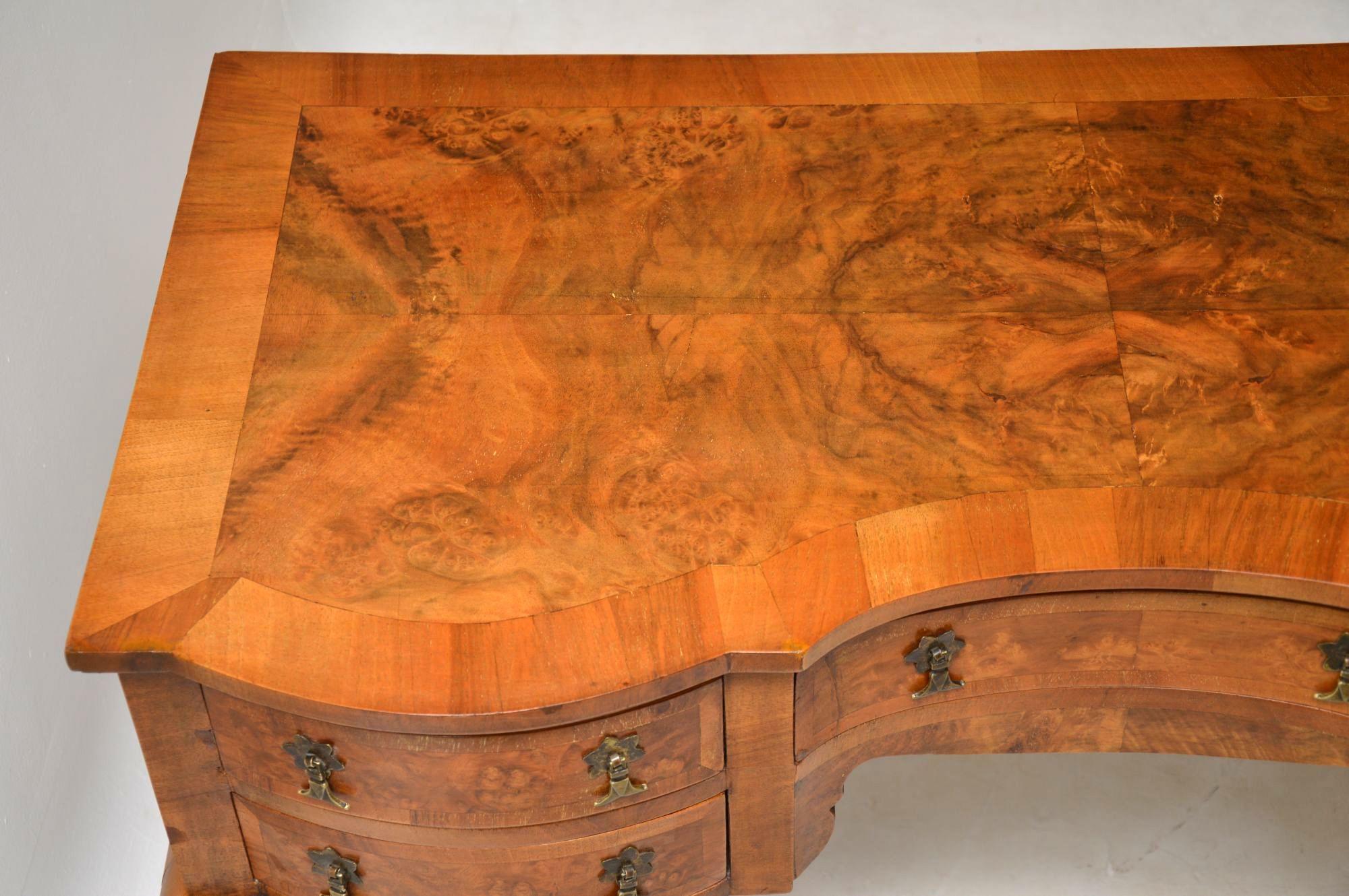 Antique Burr Walnut Desk / Dressing Table 3