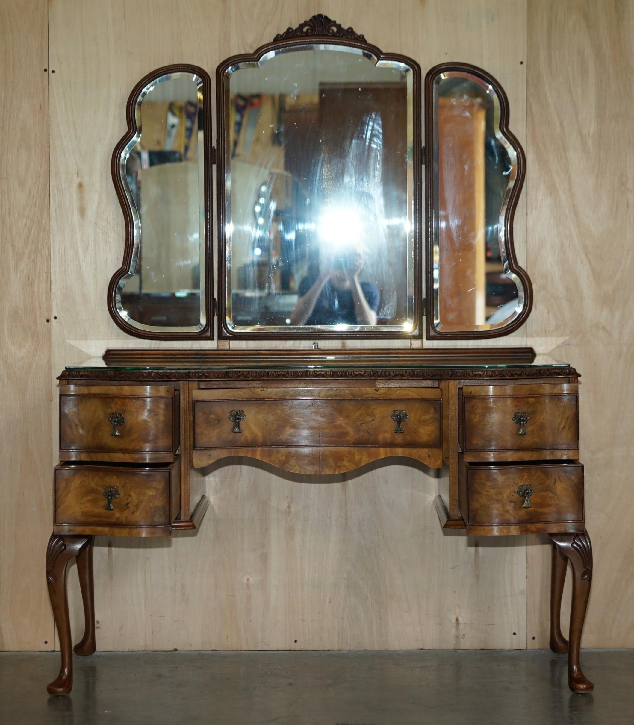 Antique Burr Walnut Dressing Table Sublime Quality with Trifolding Mirrors 10