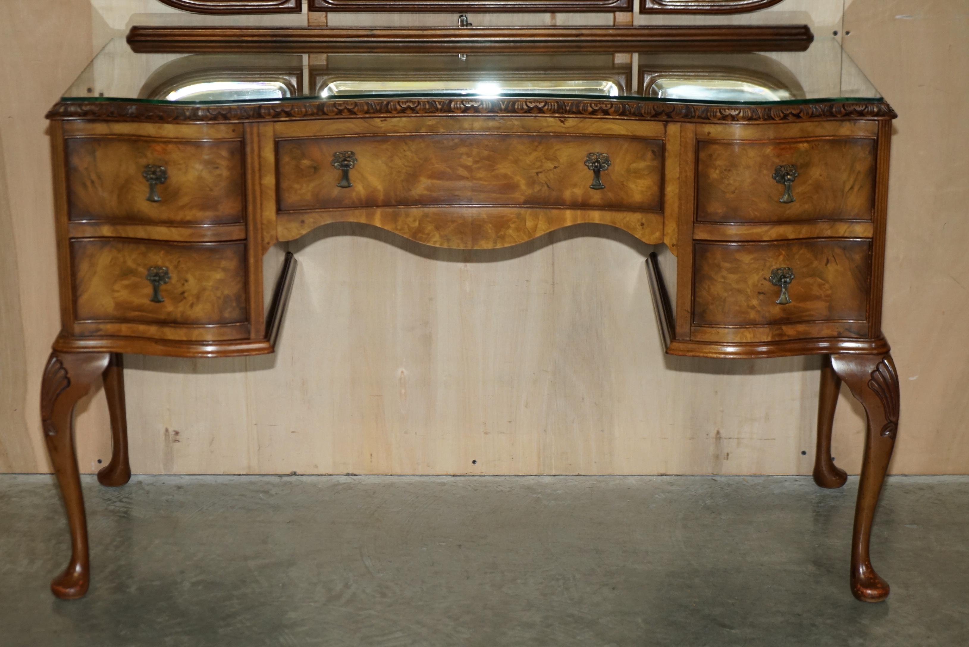 antique french vanity table
