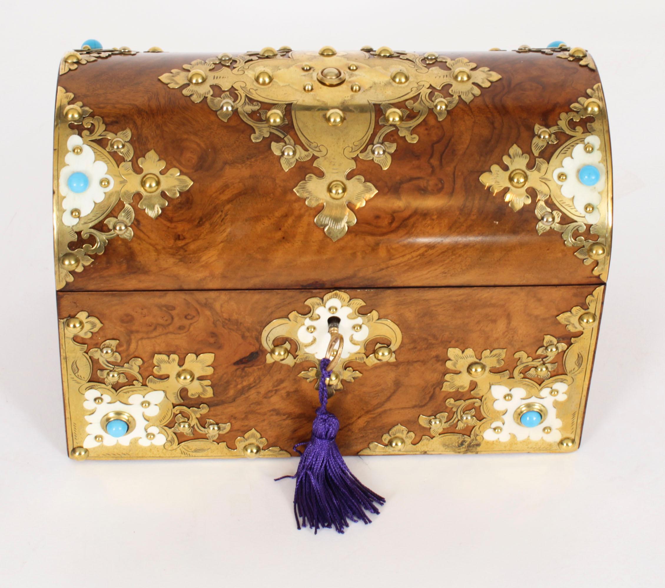 Antique Burr Walnut, Ivorine & Brass Box Domed Casket with Key 19th Century For Sale 6