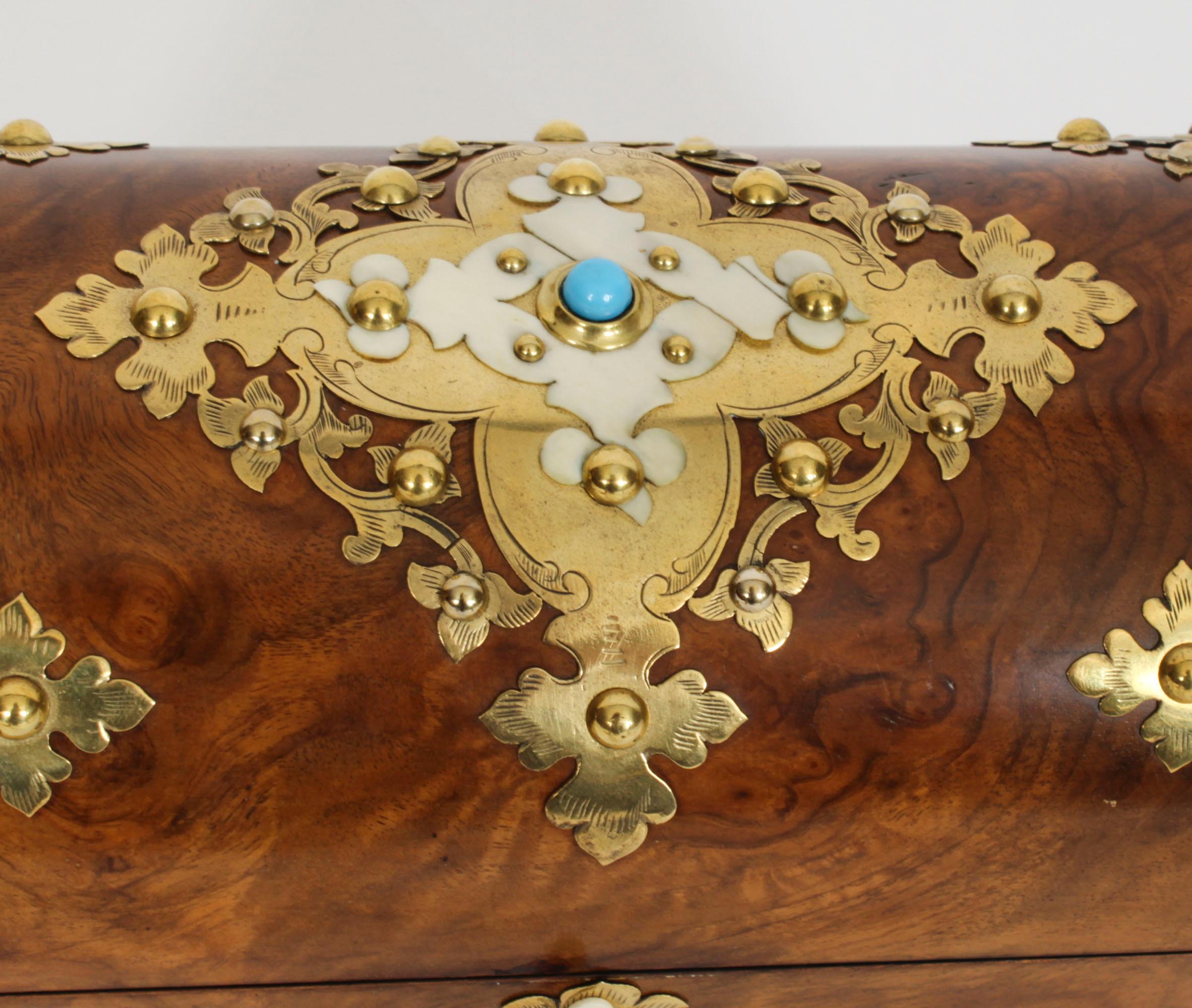 Antique Burr Walnut, Ivorine & Brass Box Domed Casket with Key 19th Century In Good Condition In London, GB
