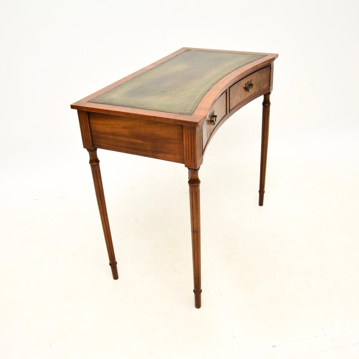 Georgian Antique Burr Walnut Leather Top Concave Desk / Side Table