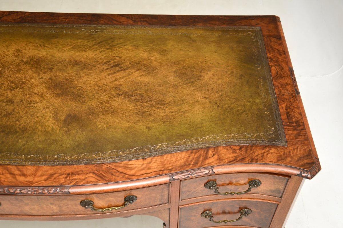 Early 20th Century Antique Burr Walnut Leather Top Desk For Sale