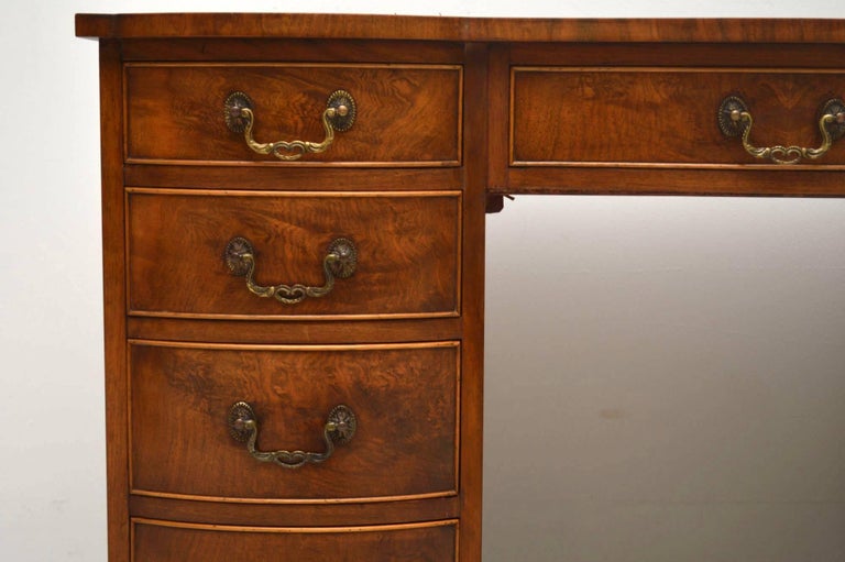 Antique Burr Walnut Leather Top Desk At 1stdibs Antique Burr Walnut Leather Top Desk For Sale 2 - Antique Burr Walnut Leather Top Desk At 1stdibs