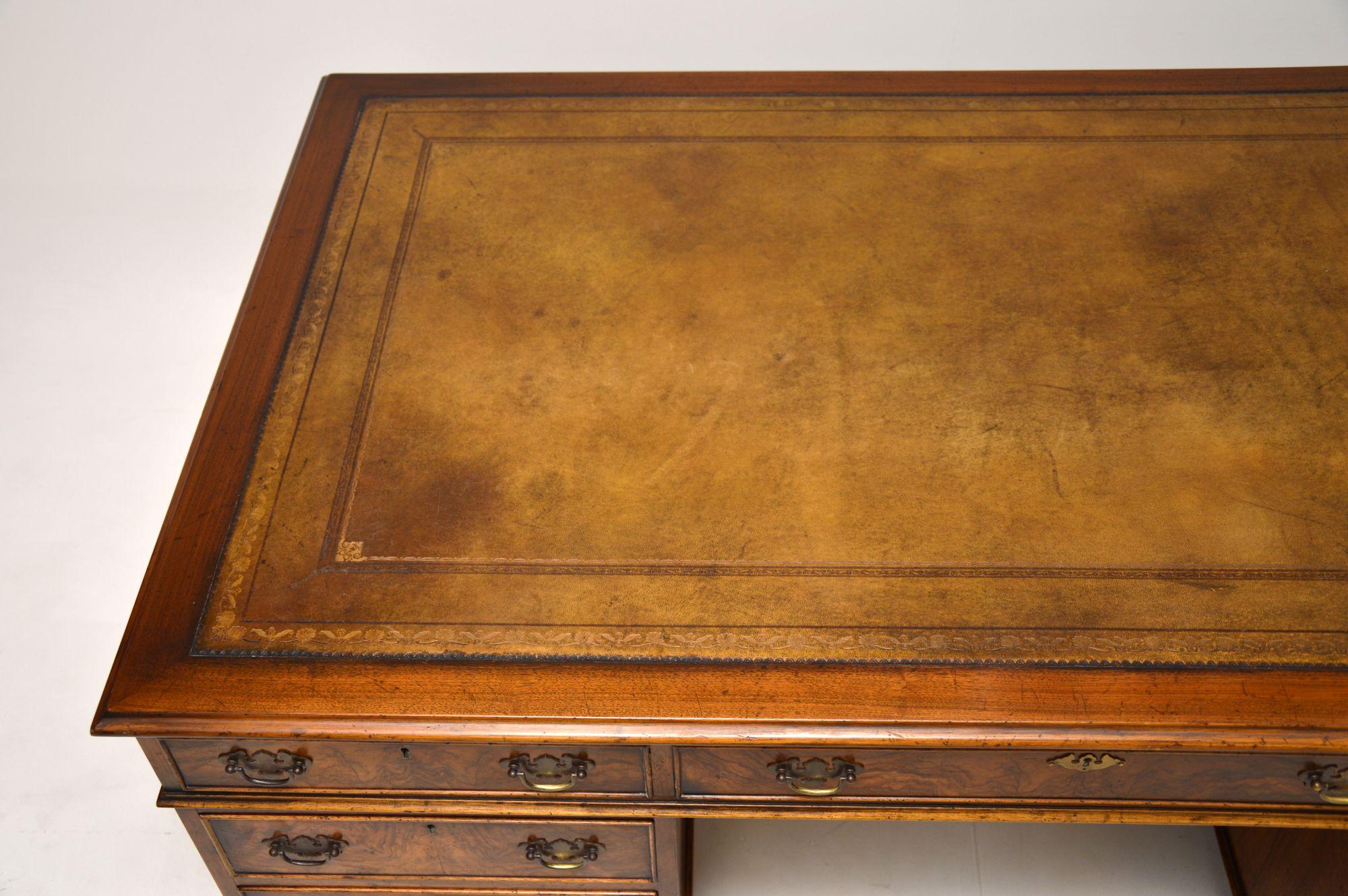 Antique Burr Walnut Leather Top Partners Desk In Good Condition In London, GB