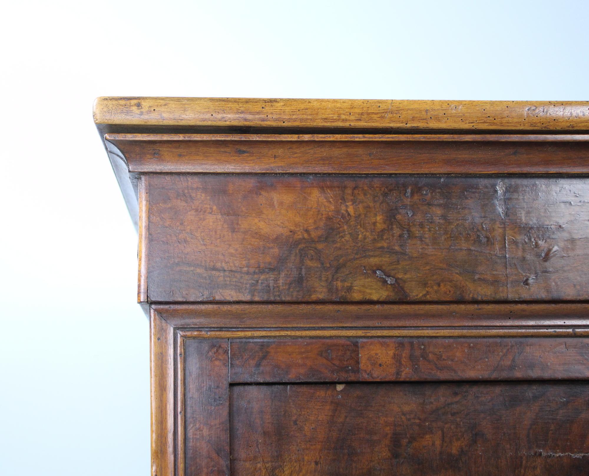 Antique Burr Walnut Louis Philippe Buffet In Good Condition In Port Chester, NY