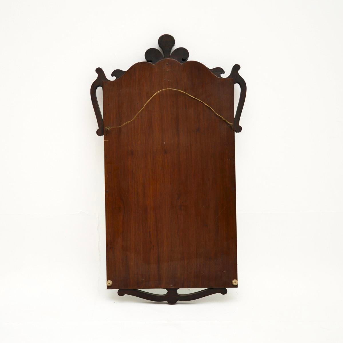 Antique Burr Walnut Mirror In Good Condition For Sale In London, GB