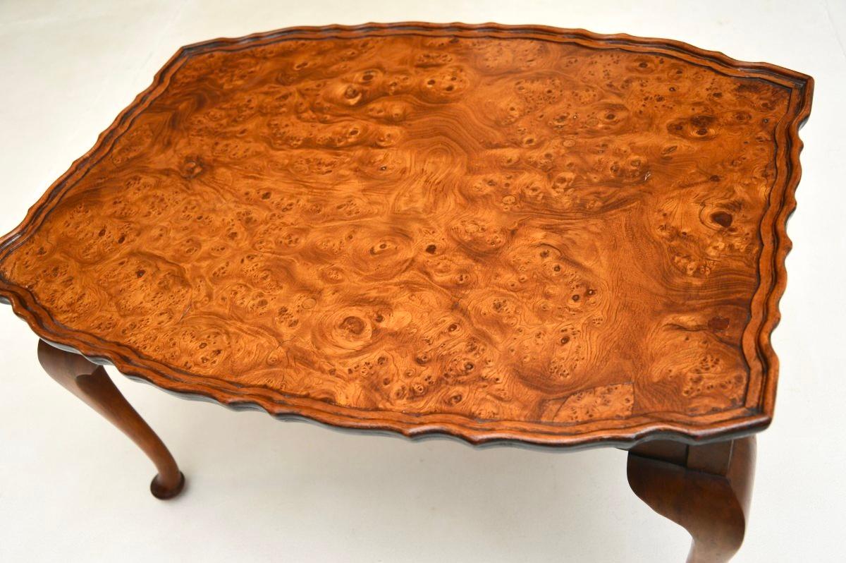 Antique Burr Walnut Pie Crust Coffee Table In Good Condition In London, GB