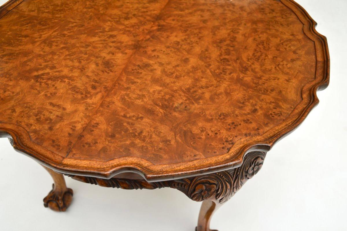 Antique Burr Walnut Pie Crust Coffee Table In Good Condition In London, GB