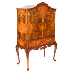 Ancienne armoire à cocktails en ronce de noyer Queen Anne Bar à boissons sec 20ème siècle