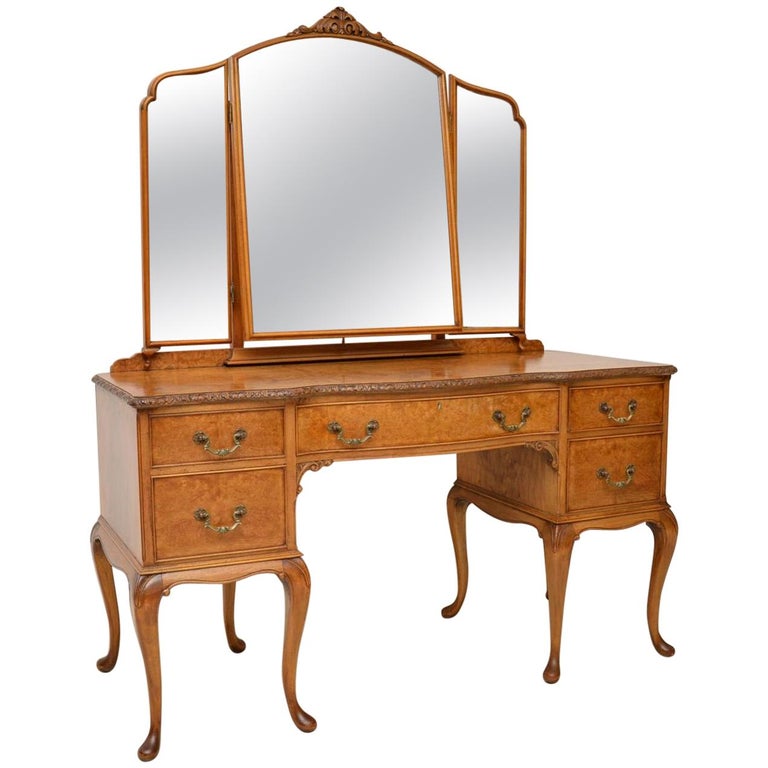 Antique Burr Walnut Queen Anne Dressing Table at 1stDibs