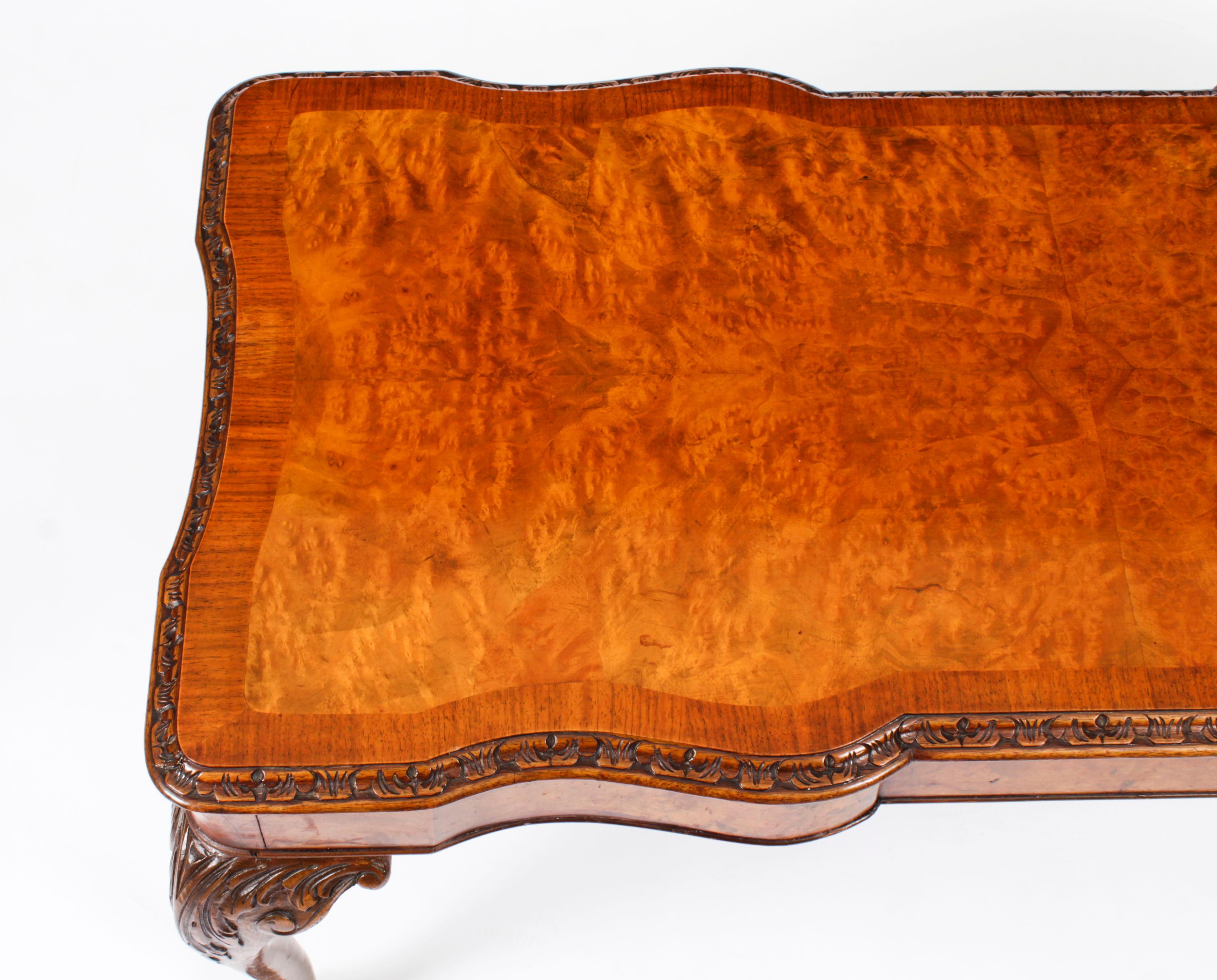 Early 20th Century Antique Burr Walnut Queen Anne Revival Coffee Table, 1920s