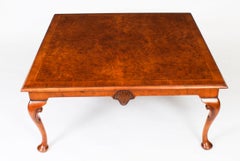 Table basse ancienne en ronce de noyer Queen Anne Revival 20ème siècle