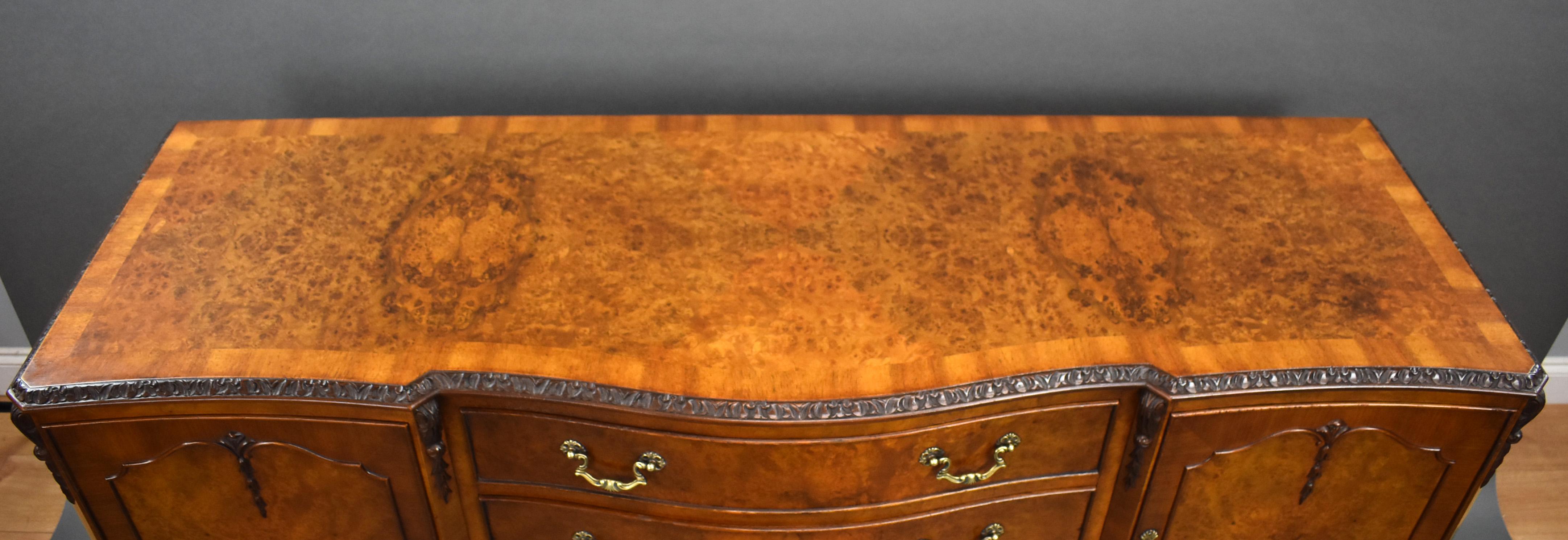 Antique Burr Walnut Queen Anne Style Dining Suite For Sale 2
