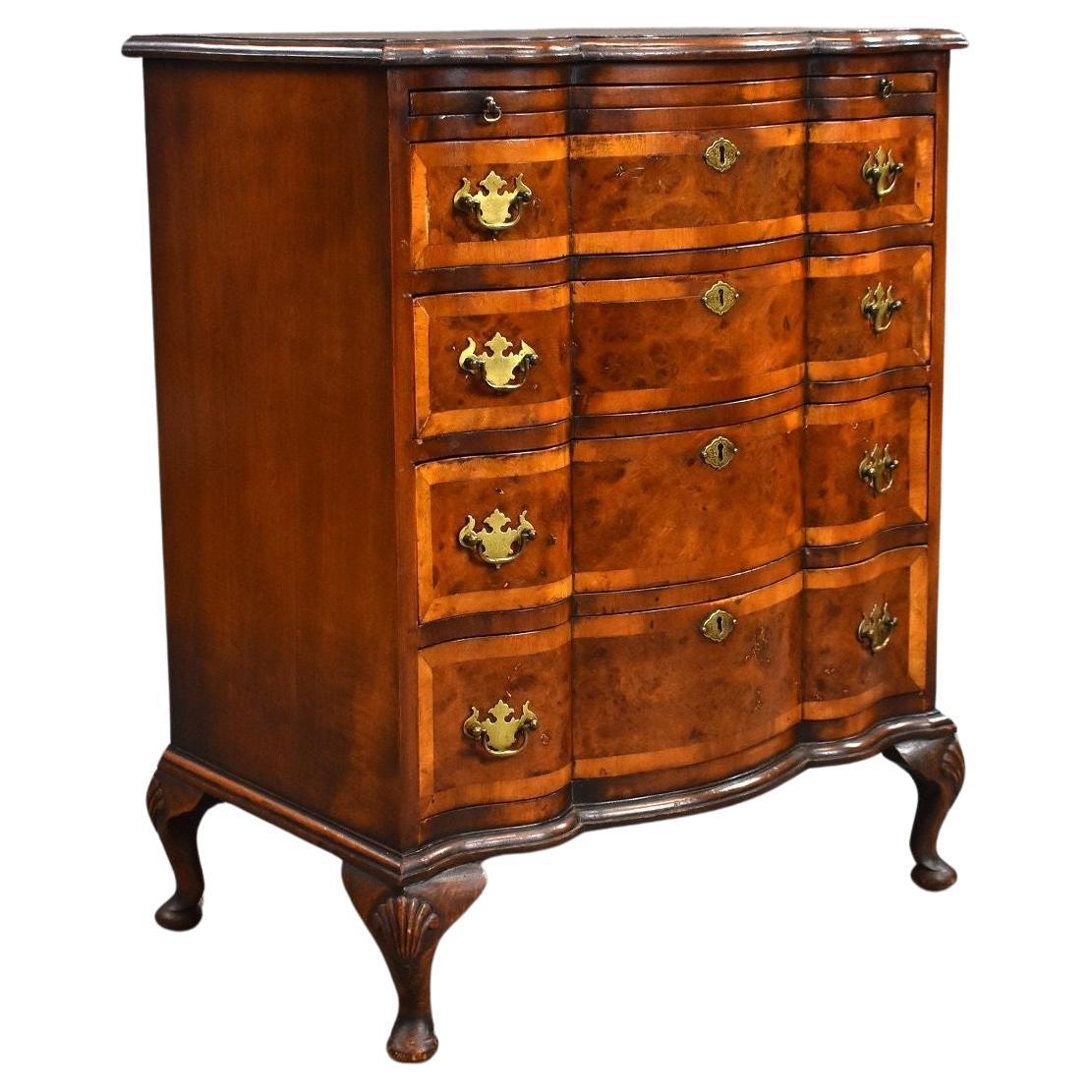 Antique Burr Walnut Serpentine Chest of Drawers For Sale