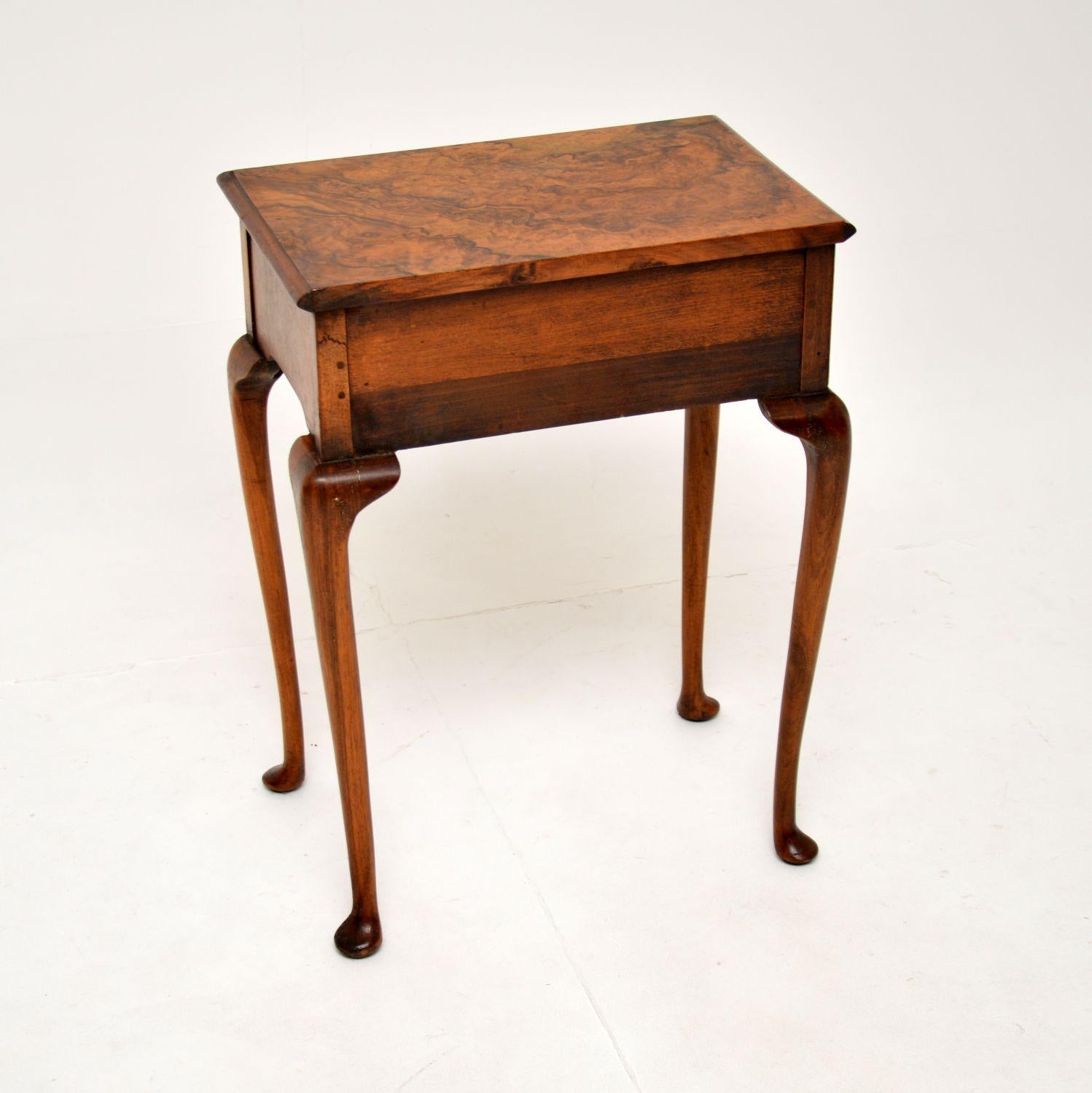 Antique Burr Walnut Side Table In Good Condition In London, GB