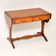 Table de canapé ancienne en ronce de noyer