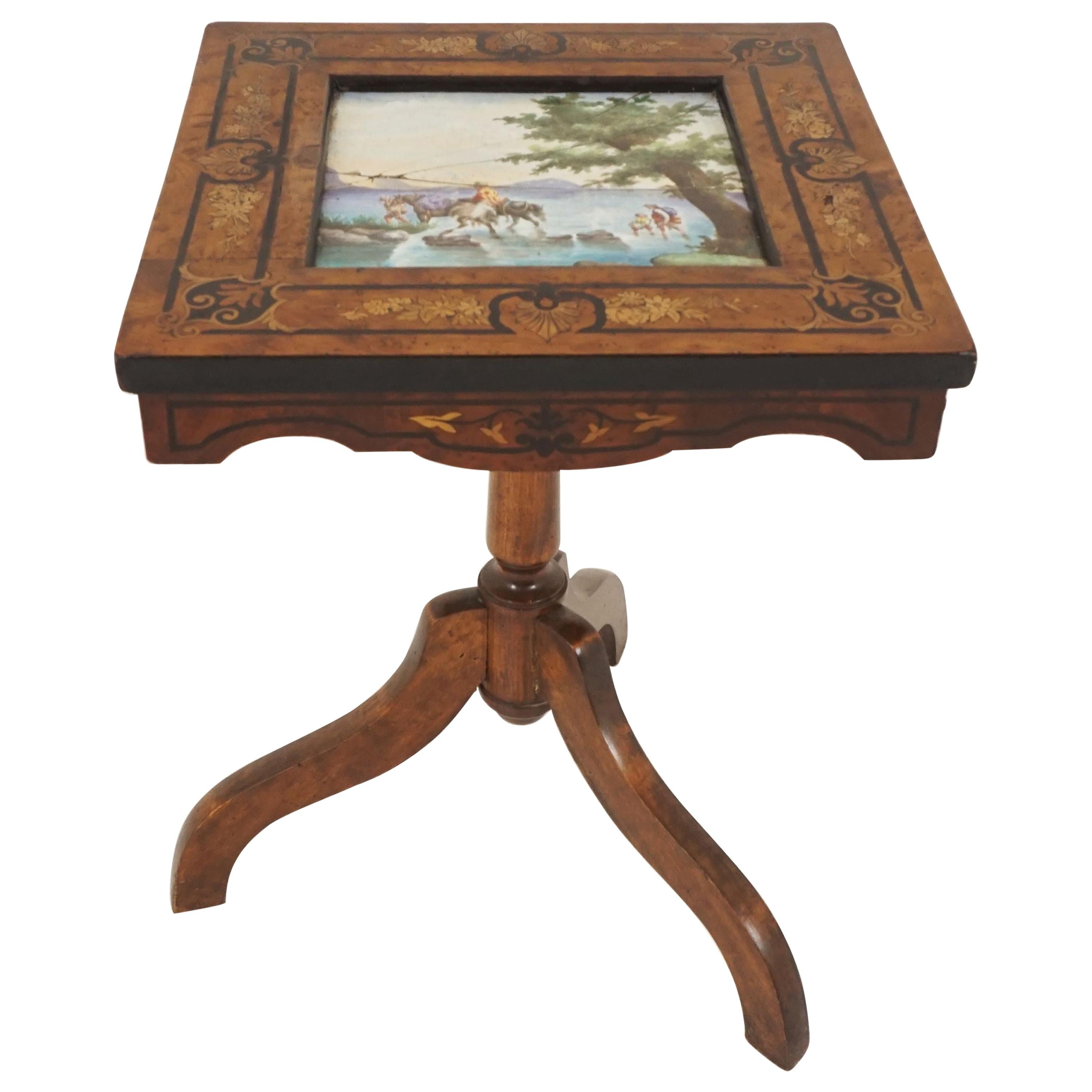 Antiker Tisch mit Kachelplatte aus Wurzelnussholz und Intarsien, Porzellanfliesen, Schottland 1870, H367