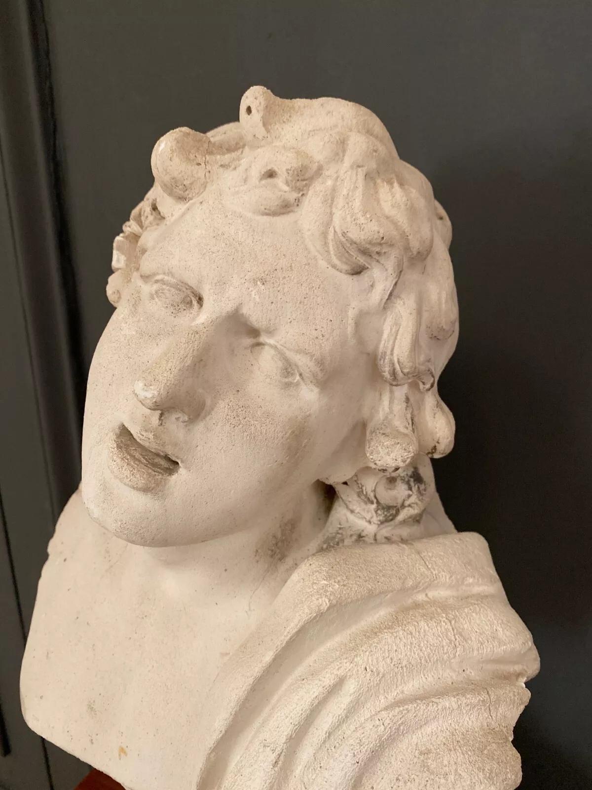 Busto antico in pietra ricomposta di Delor XX secolo in vendita 1