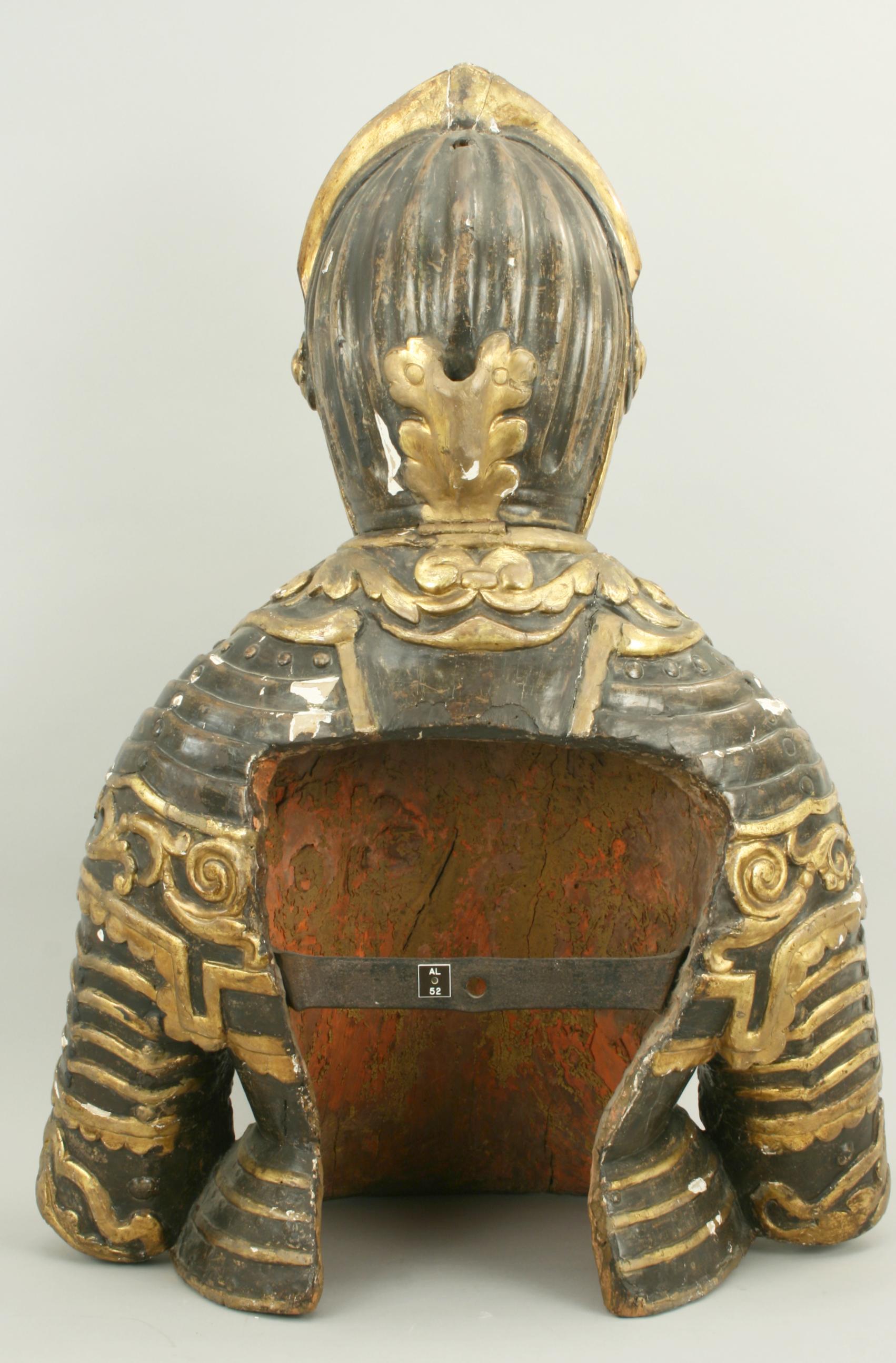 Antike antike Büste eines spanischen Ritters, handgeschnitzt mit Original-Gesso und Farbe im Zustand „Gut“ im Angebot in Oxfordshire, GB