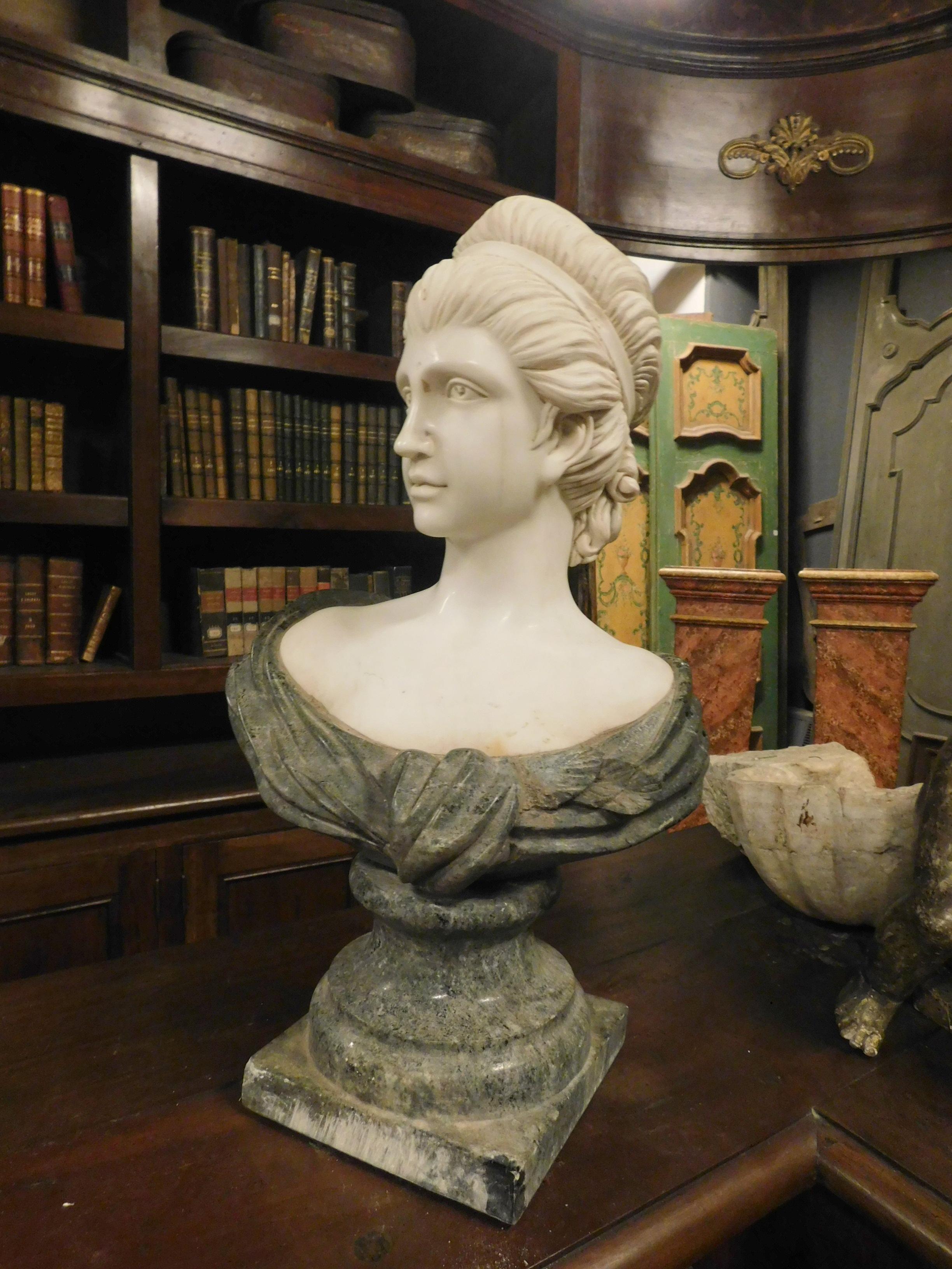 Antique Bust of a Woman Carved in White and Green Marble, 19th Century Italy 4