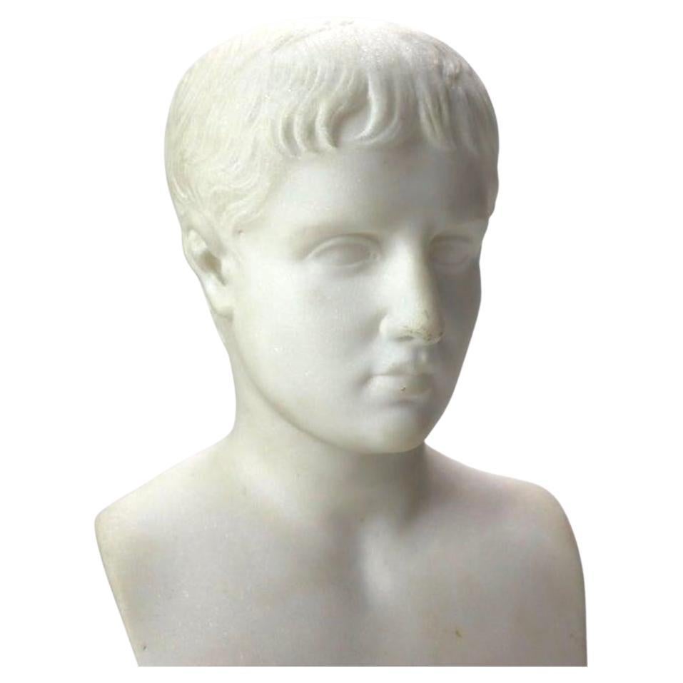 Francese Antico busto del giovane Napoleone, marmo di Carrera intagliato in vendita