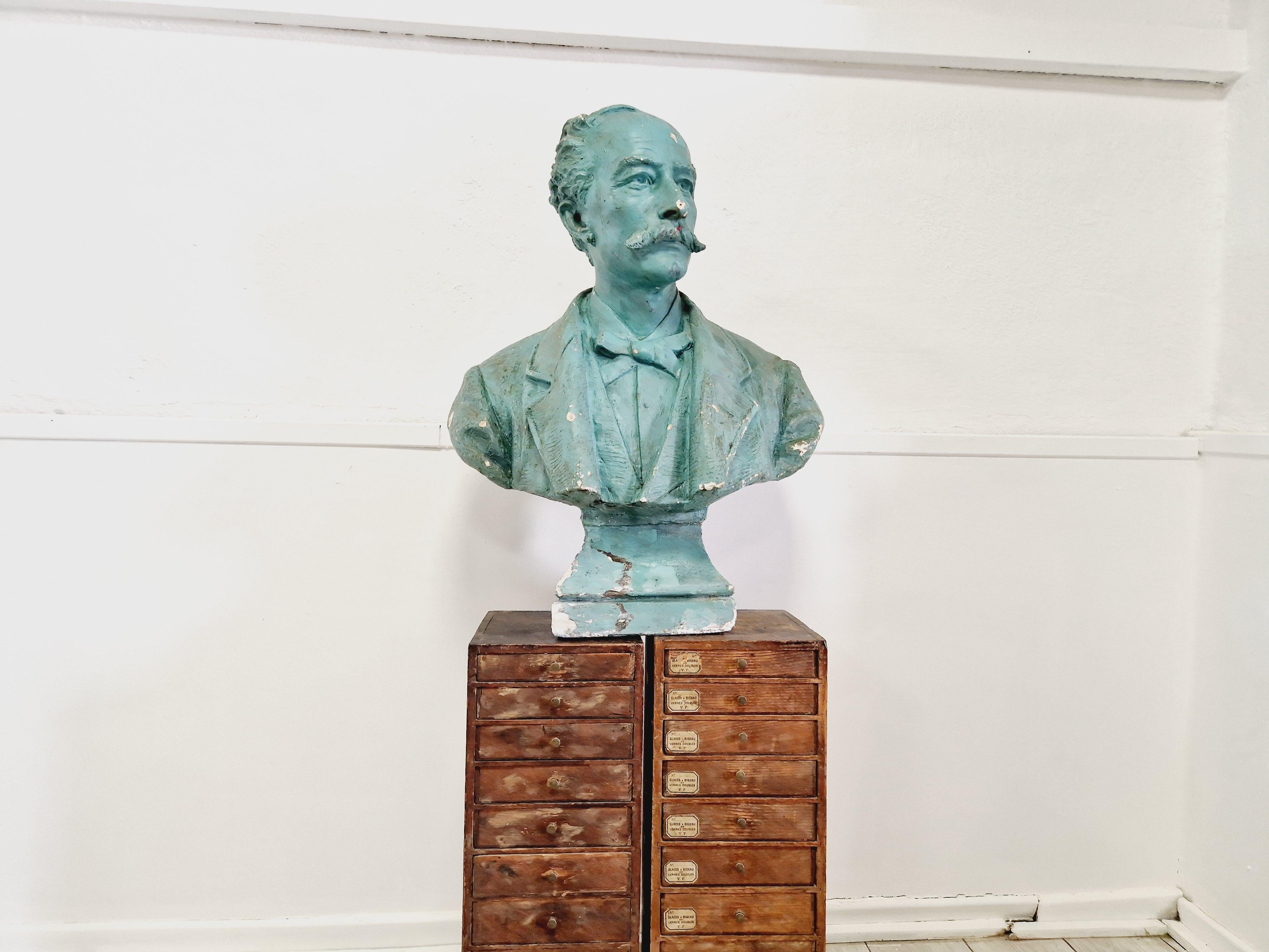 Sculpté à la main Arte Antiques Bust Plaster Large Life Size Head Art Sculpture en vente