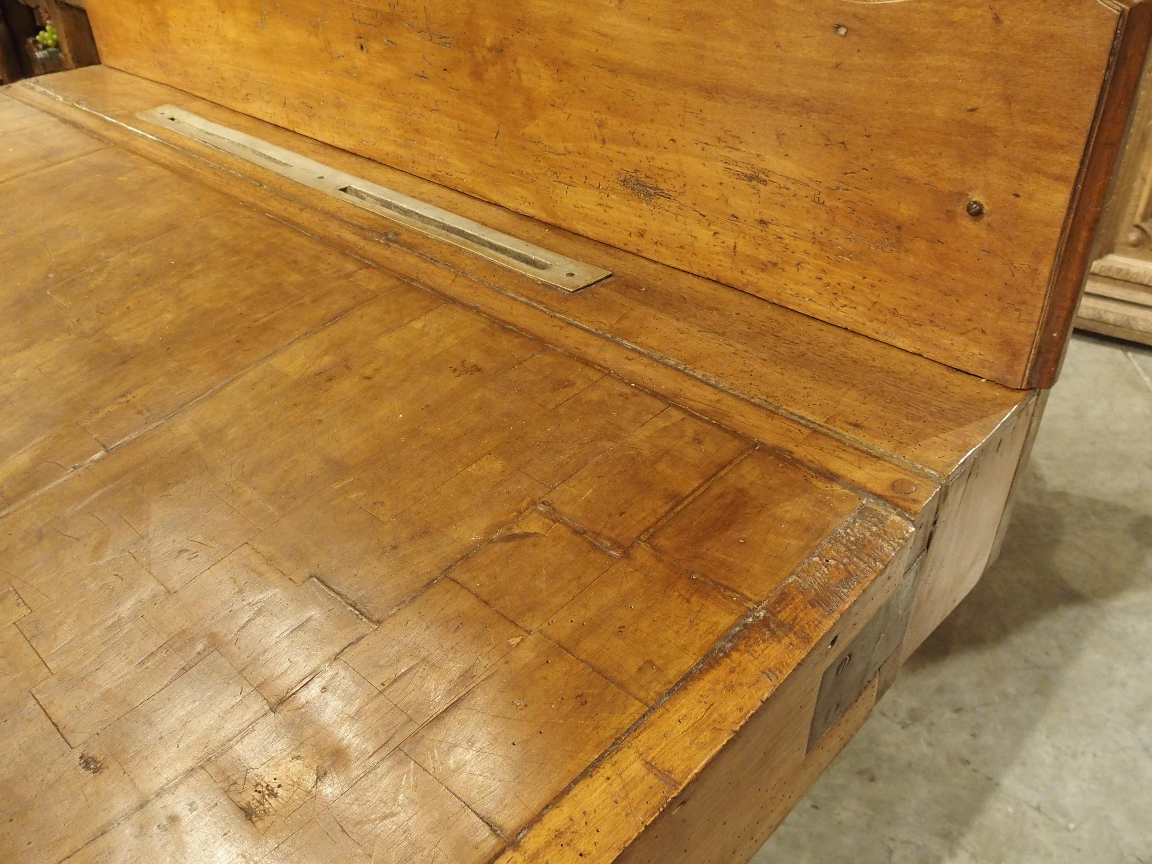 Antique Butcher Block Table from Dijon, France, Circa 1890 In Good Condition For Sale In Dallas, TX