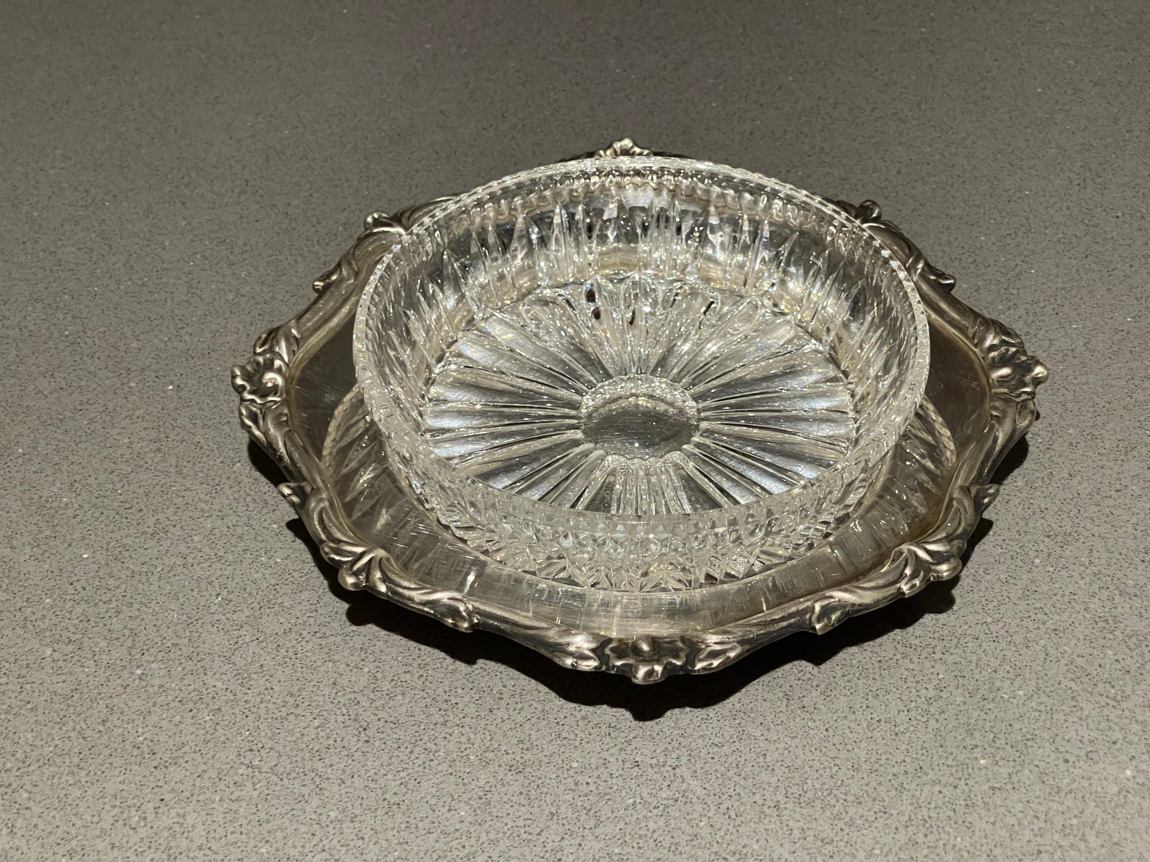 Antiguo Plato y Cuchillo de Mantequilla, Plato de Mantequilla de Cristal de Plata Vajilla Decorativa de Mesa principios del siglo XX en venta