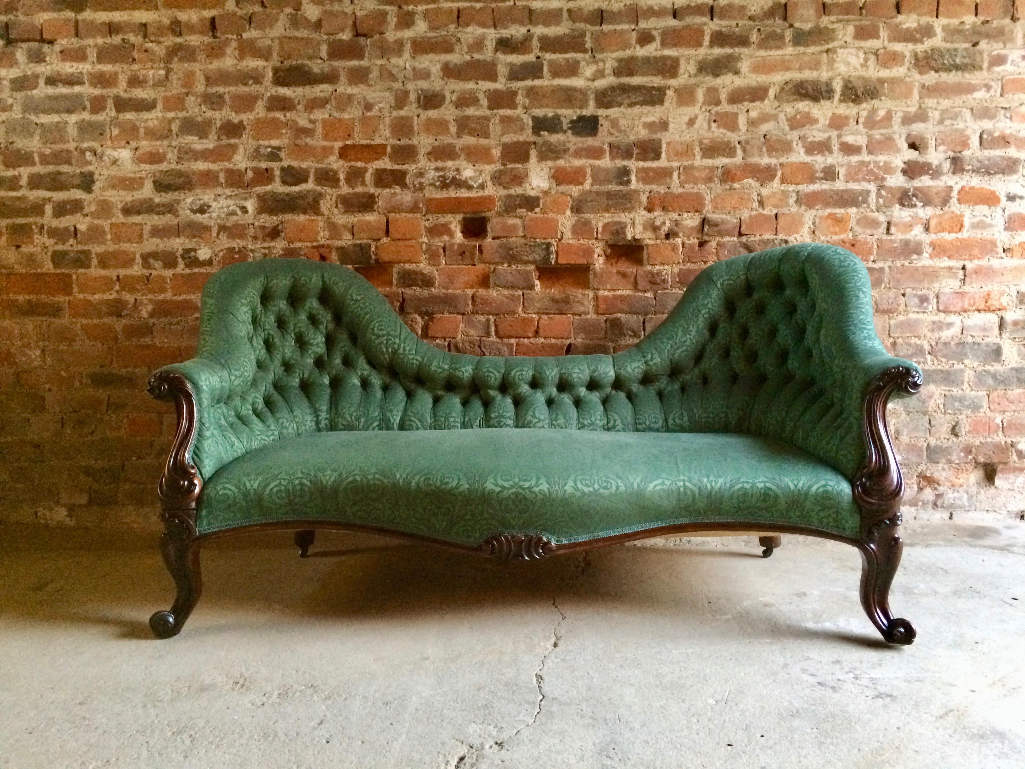 Antique Button Back Sofa Settee and Armchair Rosewood Victorian, circa 1870 In Good Condition In Longdon, Tewkesbury