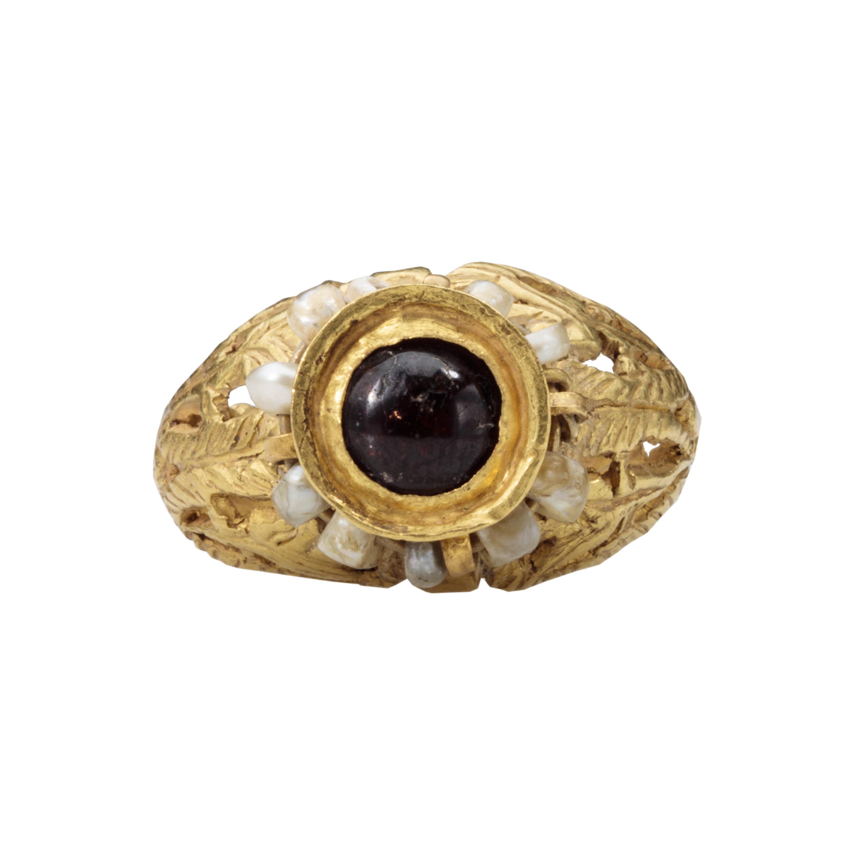 Cabochon Antique Byzantine Gold Ring with Garnet and Emerald