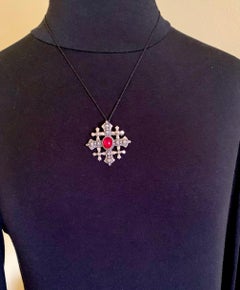 Broche pendentif de style byzantin ancien en argent substantiel à cinq plis