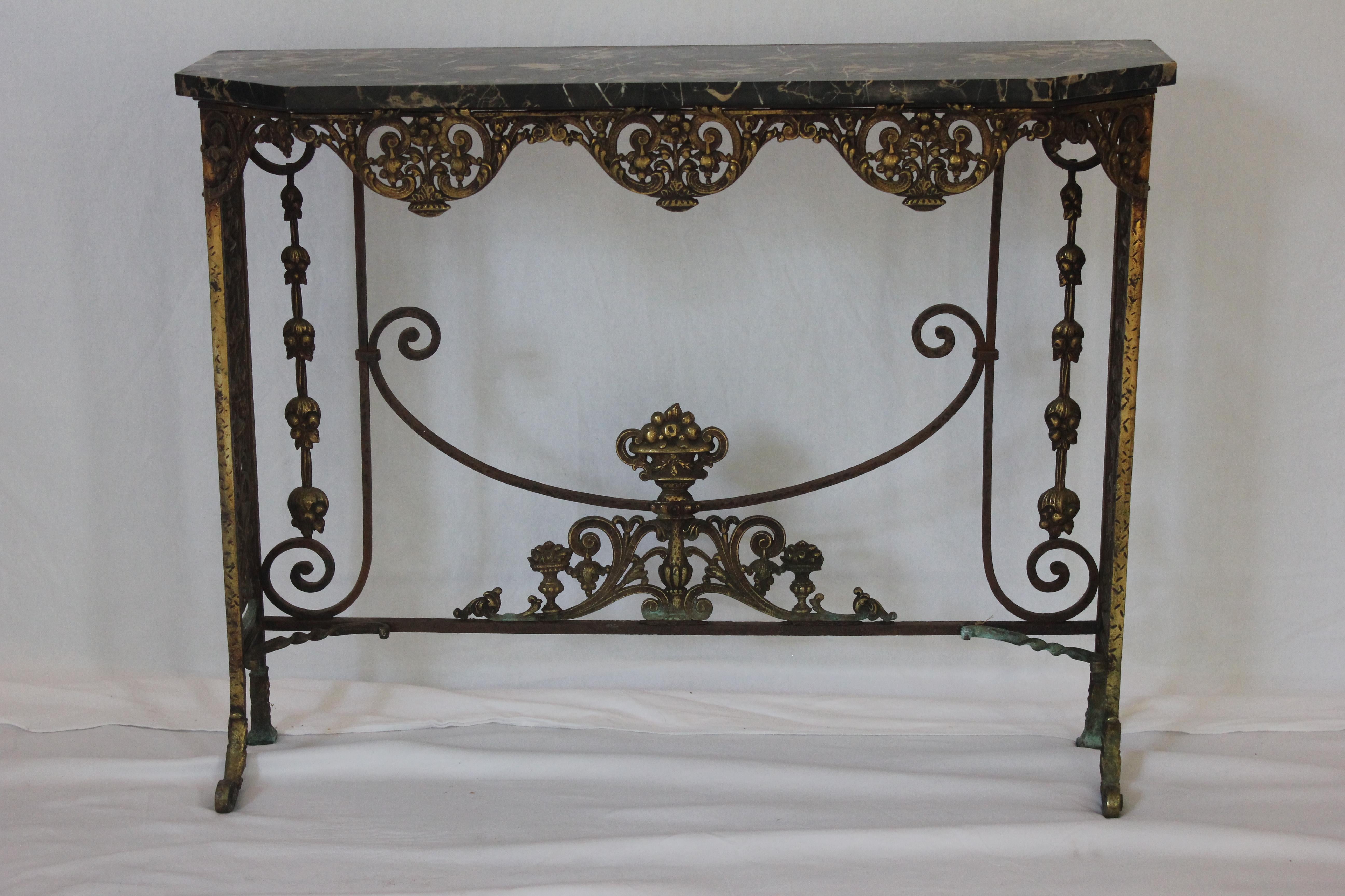 Age: 1900 - 1950

Furniture Style: Art Deco (1920 - 1940)

Antique Circa 1920's Oscar Bach Marble Top Iron & Brass Console Table With Gilt Finish

Dimensions: Width - 38-1/4